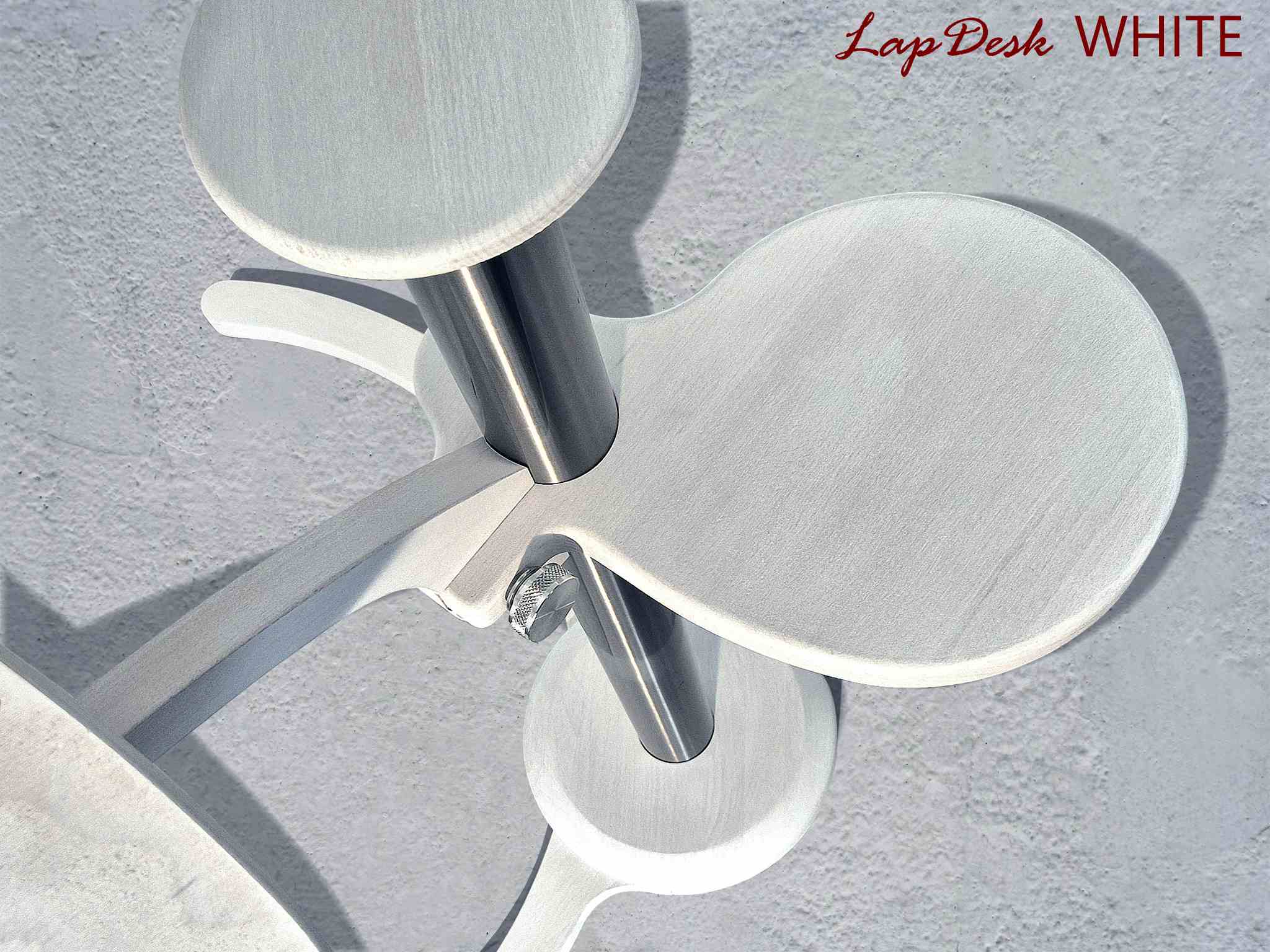 lapdesk-white-tavolino-ergonomico-per-laptop-da-divano image 1