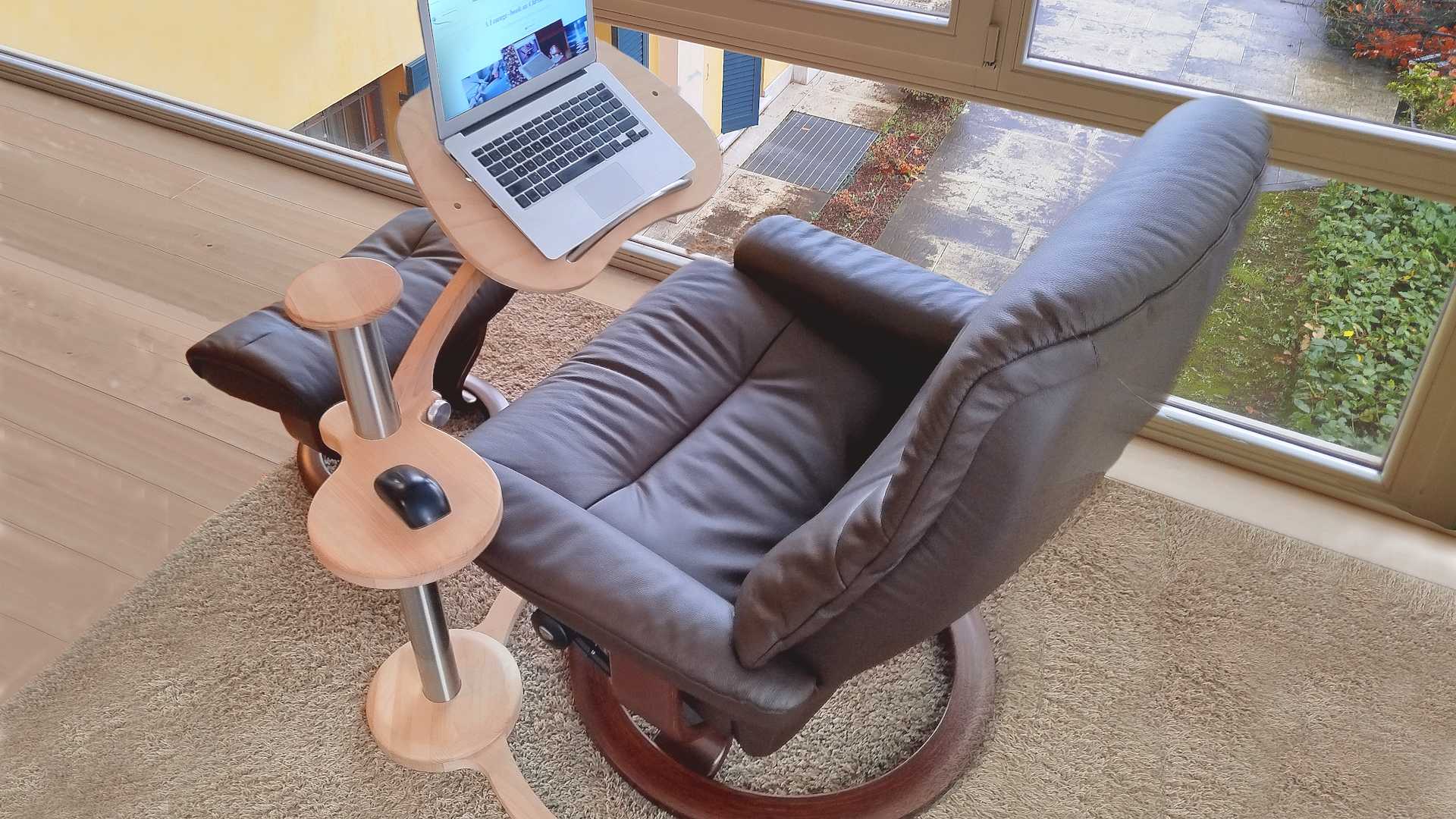 lapdesk-natural-supporto-ergonomico-per-laptop-da-divano-e-poltrona image 8